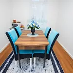 El Presidente Apartment